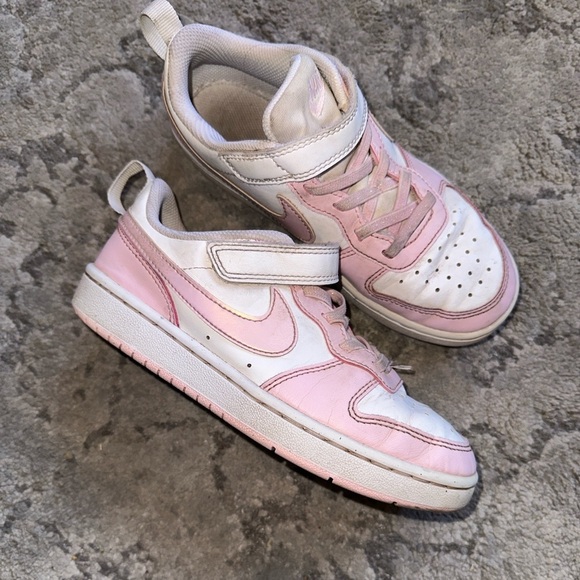 Nike Other - Nike Court Low Top Sneaker